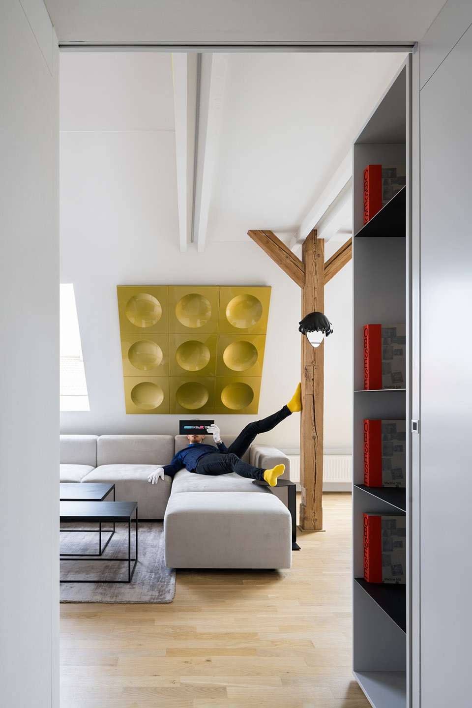 art maisonette in letna prague by este architekti