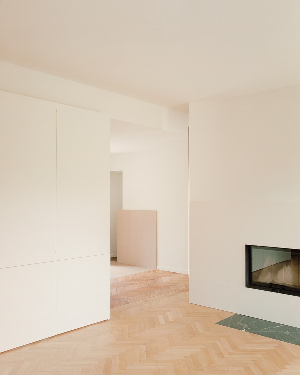 s carpentry converted into a gastronomic restaurant by nara