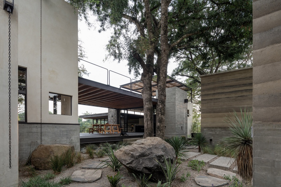 Espacio Kaab Di Frenna arquitectos