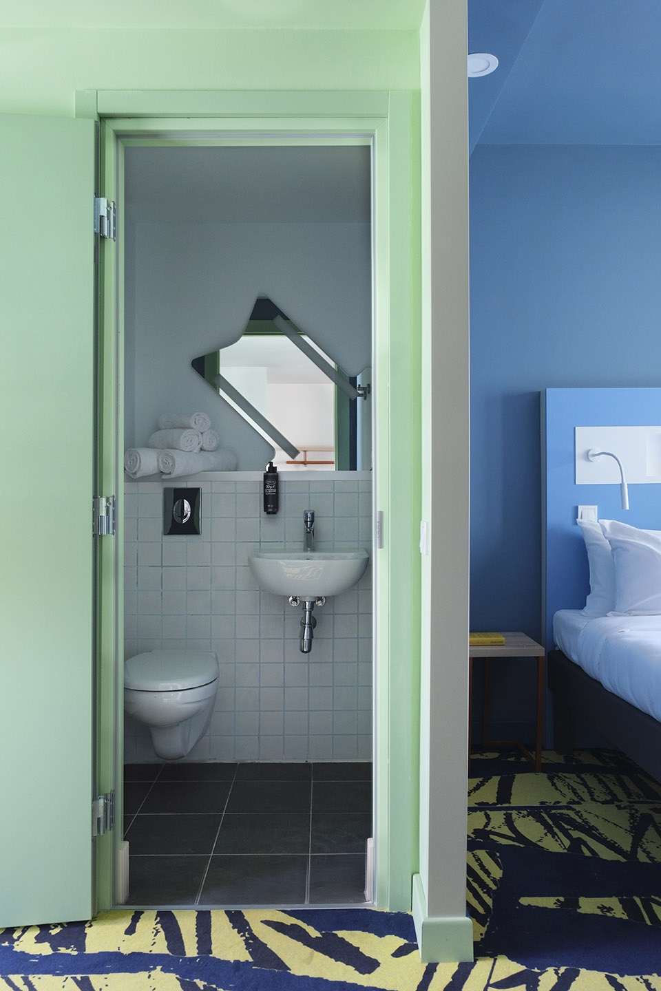 ibis budget tbilisi center by studio shoo