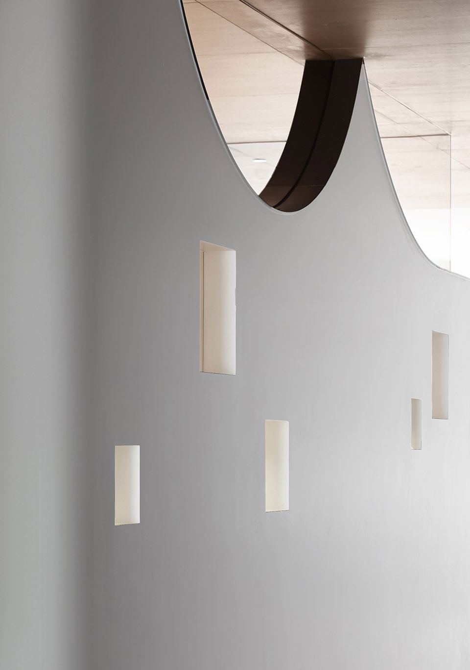 Line and form SHIYI DESIGN 1