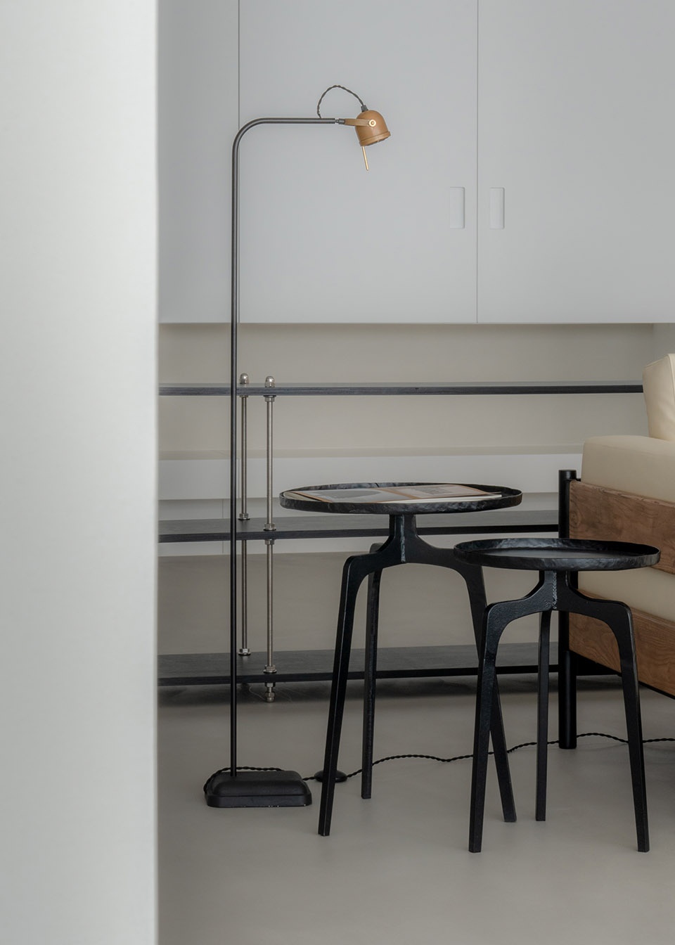 s painting house china by modum atelier