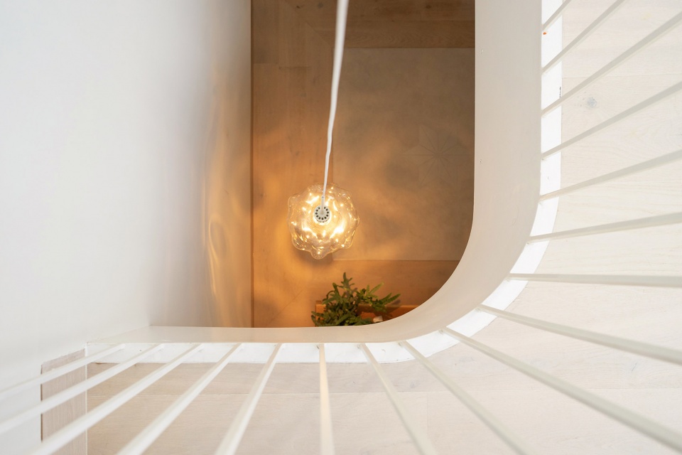 artist studio conversion london by vatraa