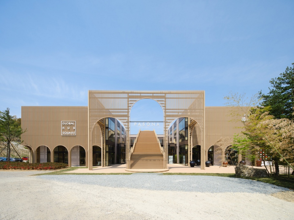 global hub square japan by the design labo inc
