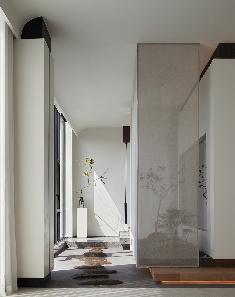 Line and form SHIYI DESIGN