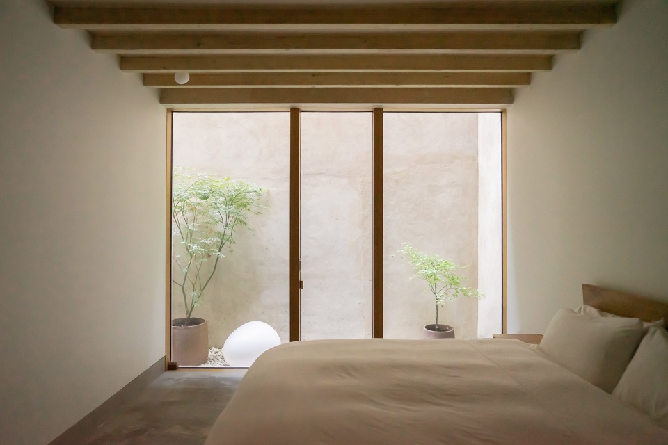 artist studio conversion london by vatraa