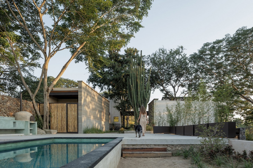 Espacio Kaab Di Frenna arquitectos