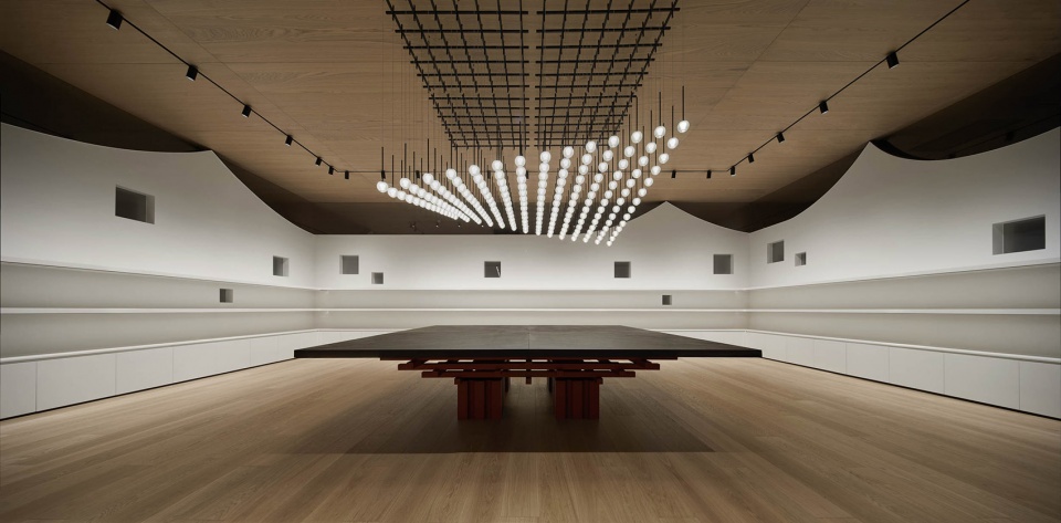 Line and form SHIYI DESIGN