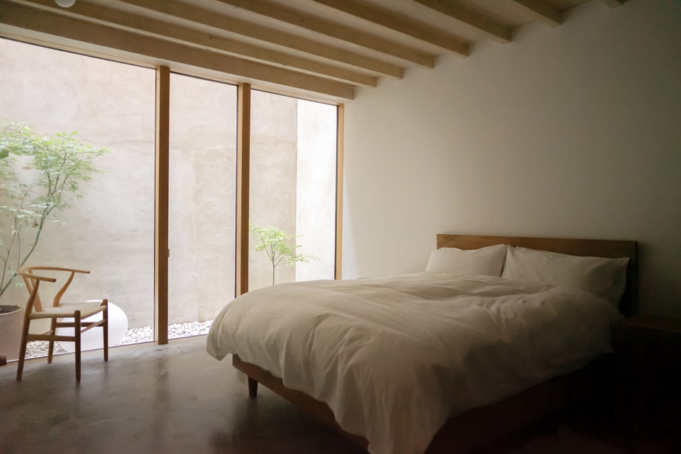 artist studio conversion london by vatraa
