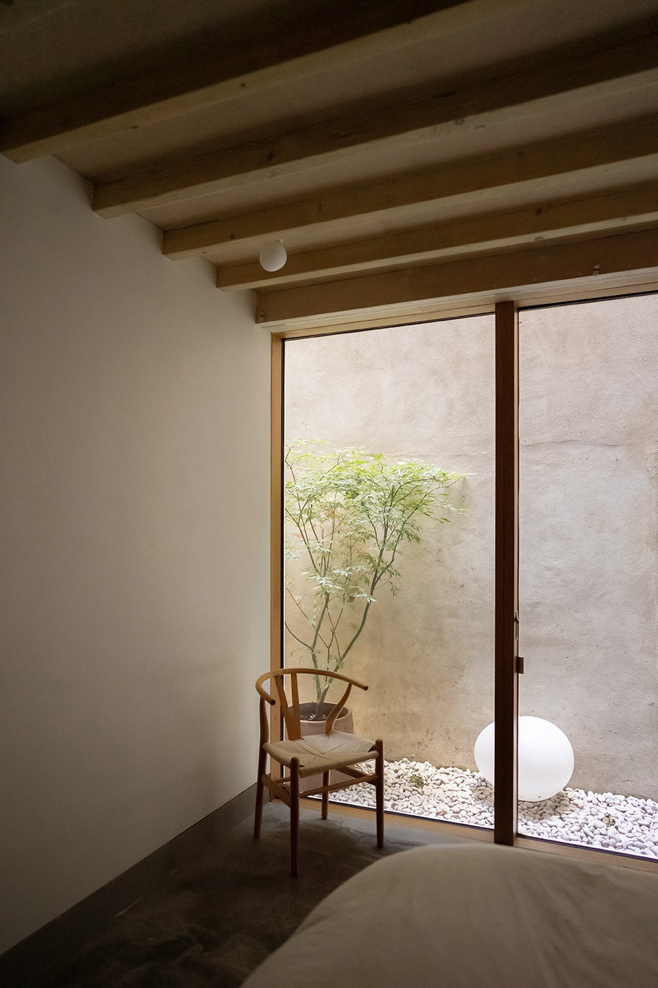 artist studio conversion london by vatraa