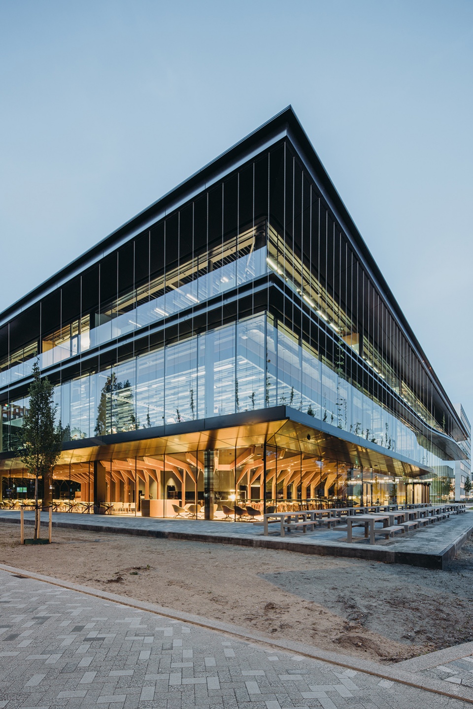 unstudio completes echo at tu delft