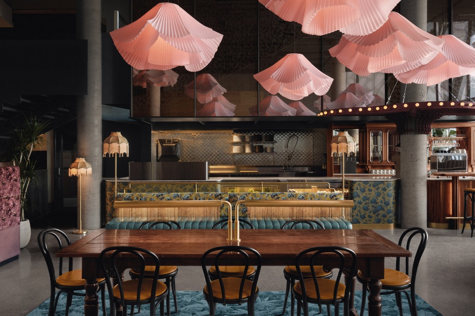 Cafe Constance by Atelier Zebulon perron