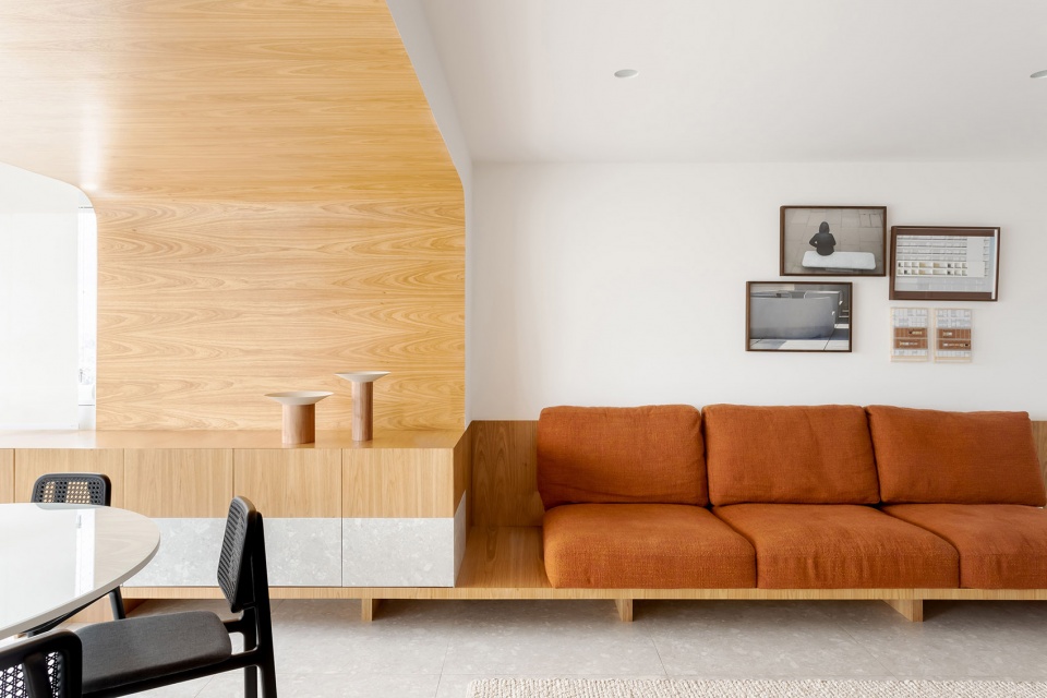 RR Apartment by Pascali Semerdjian Architects