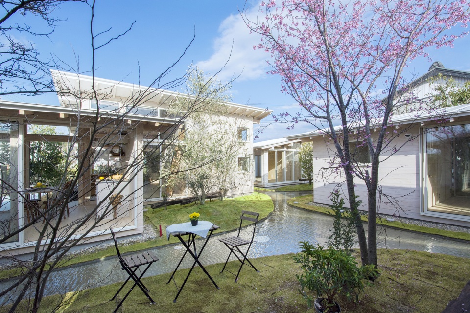 awazuku house by studio velocity