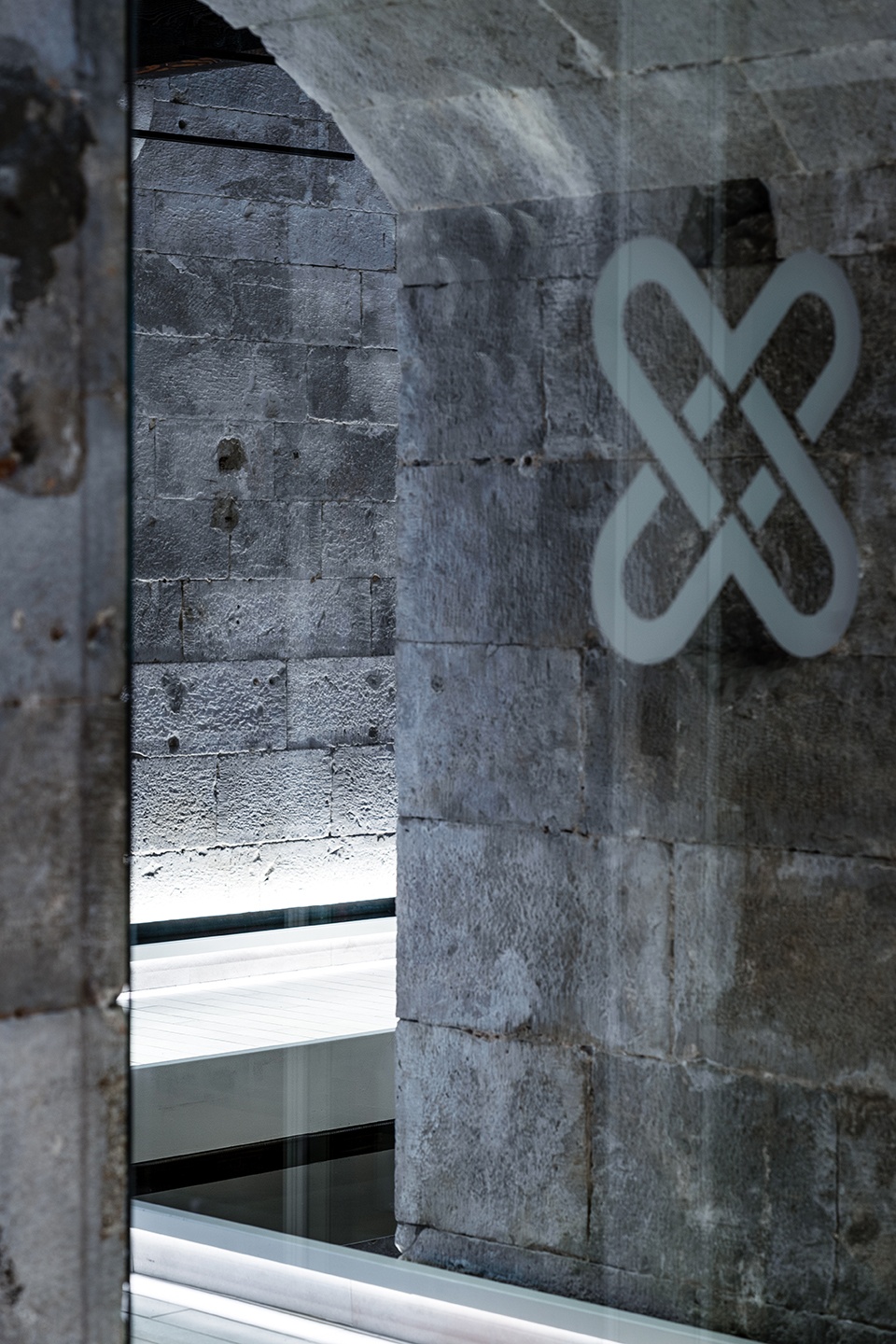 xapo bank headquarters by lagranja design