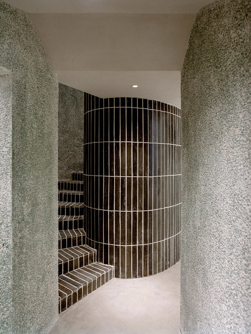 COMMON ZHANG Retail Store China by Offhand Practice 1
