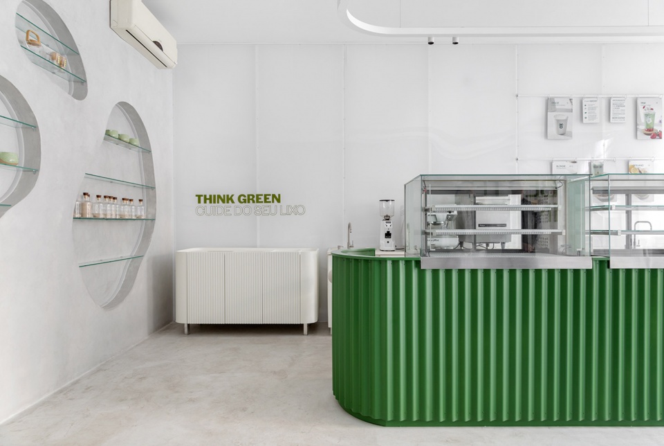 Green Blood by Studio Guilherme Garcia 1