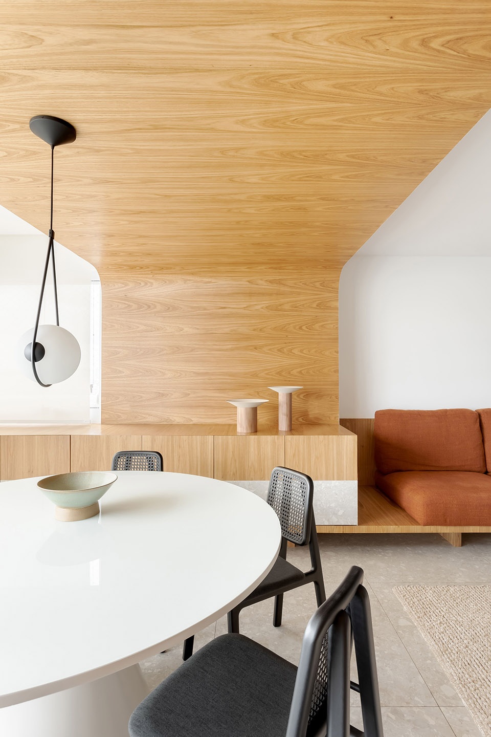 RR Apartment by Pascali Semerdjian Architects