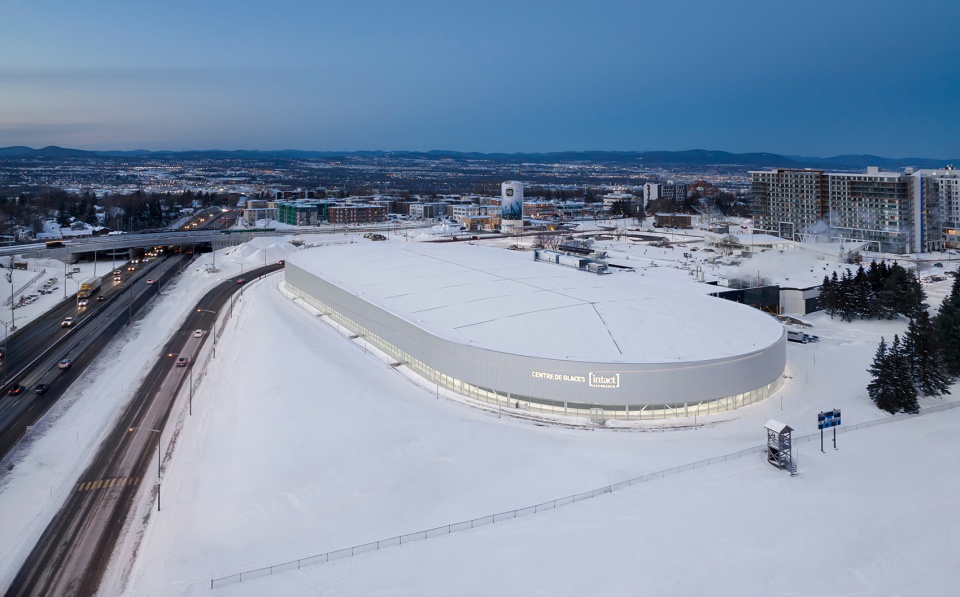 centre de glaces de quebec by lemay