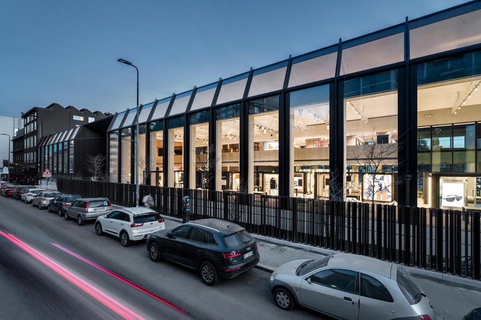 luxottica digital factory by park associati