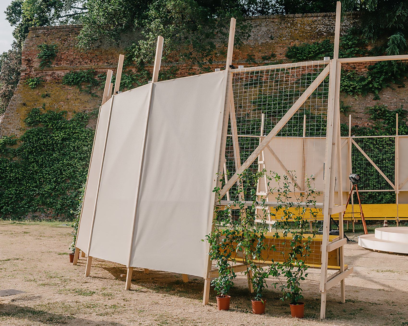 LuOgo Building the common space by Orizzontale
