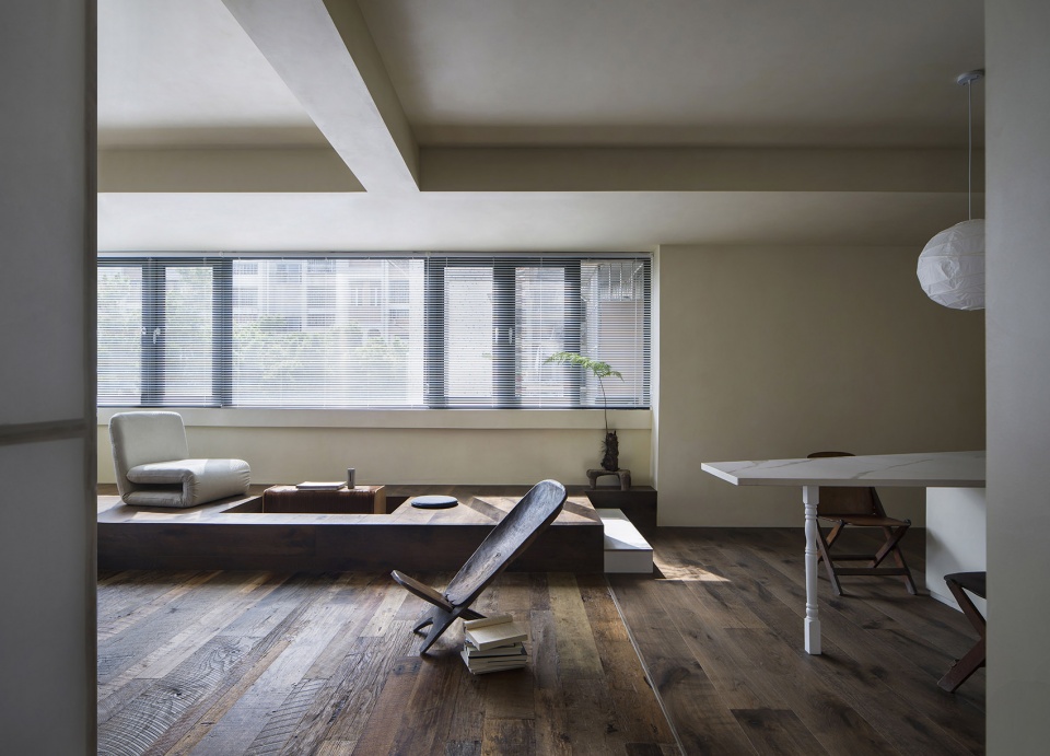 Renovation of Apartment 402 China by Spring Design Office
