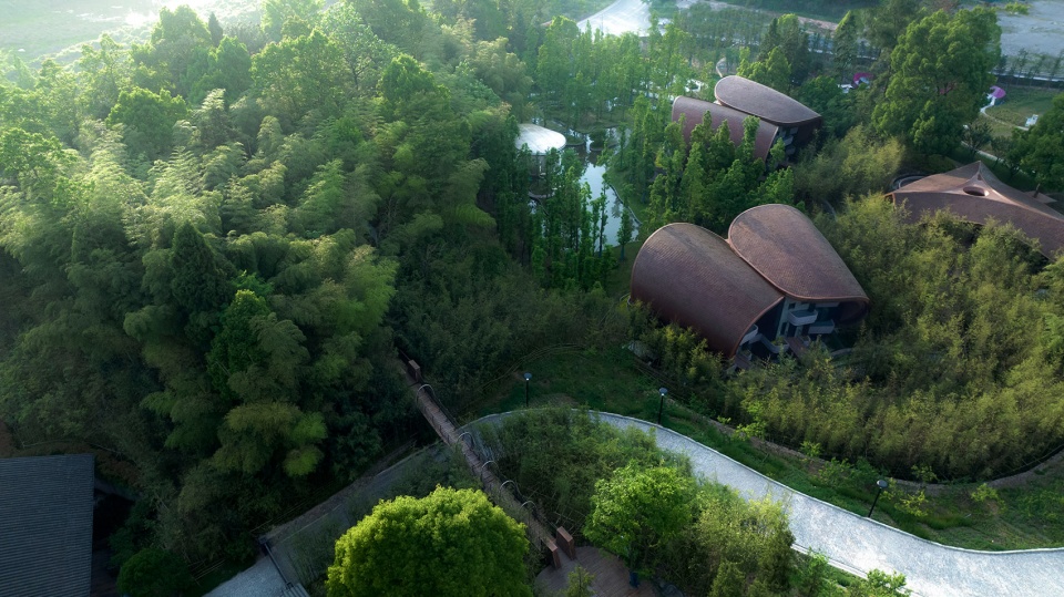 Spaceship Miracle an immersive outdoor game scene in Chongqing by WTD