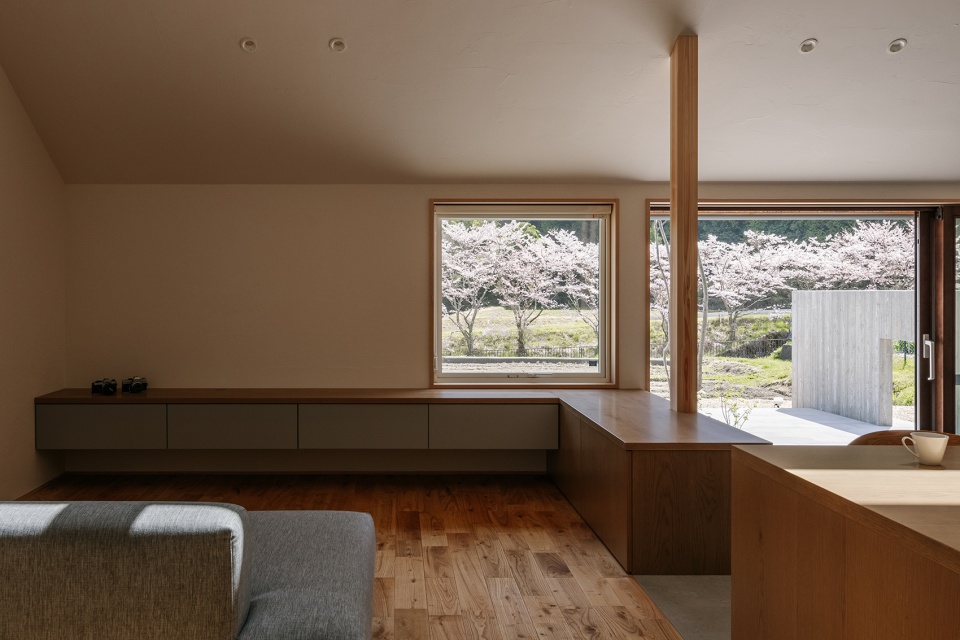 mikumo house by hearth architect