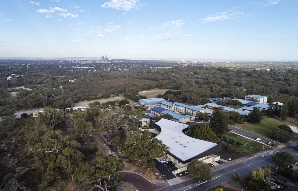 City Beach Residential College by Iredale Pedersen Hook