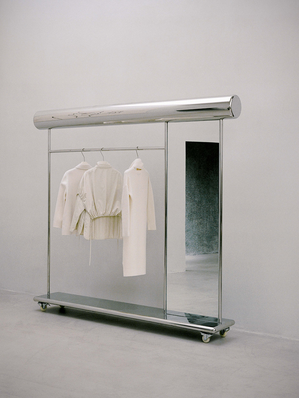 COMMON ZHANG Retail Store China by Offhand Practice