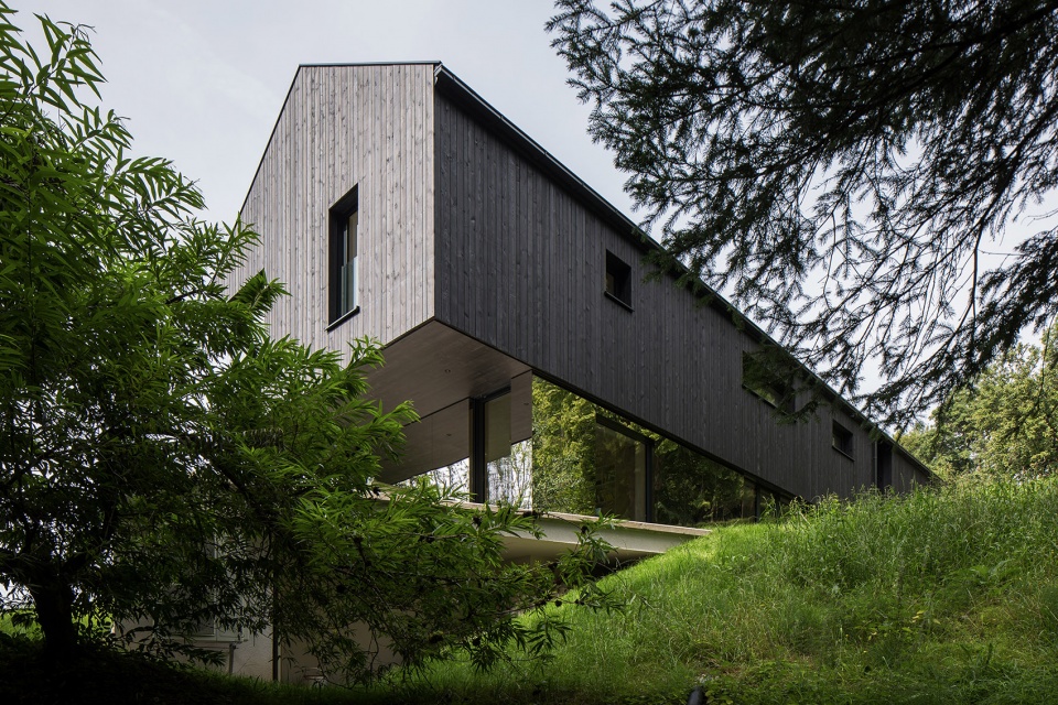THE MOUNTAIN HOUSE by Sigurd Larsen Design Architecture