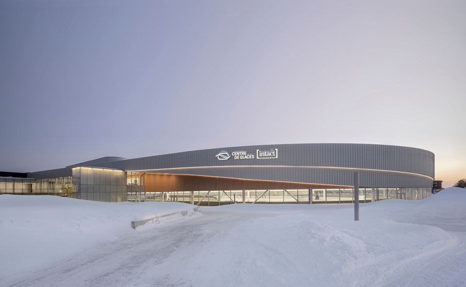 centre de glaces de quebec by lemay
