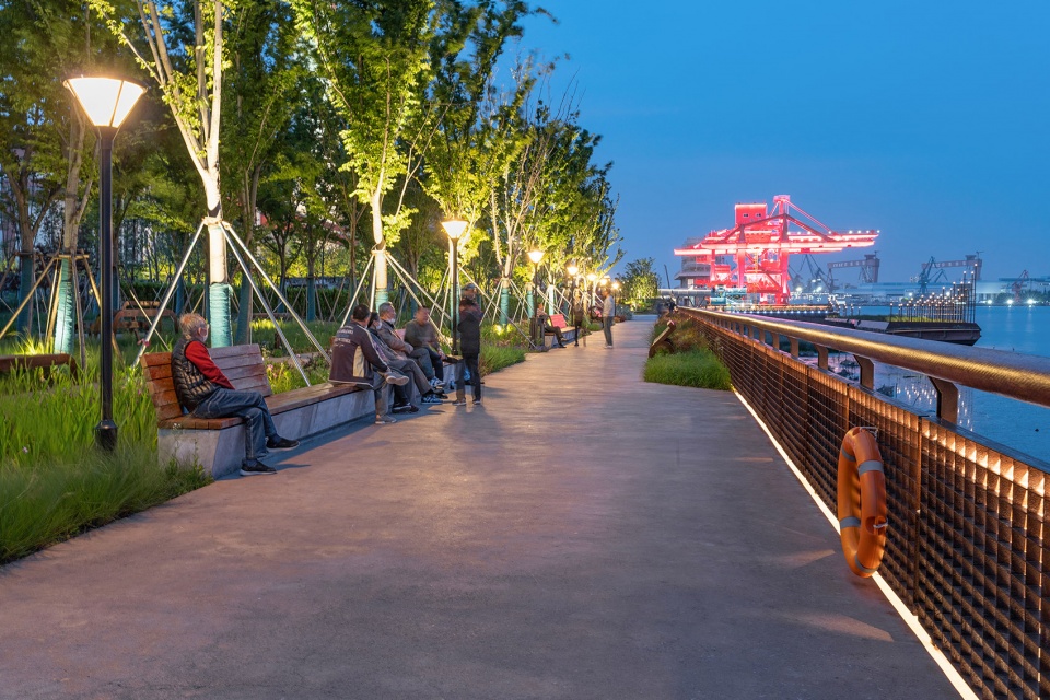 yangpu riverside public space shanghai no 12 cotton mill by da landscape
