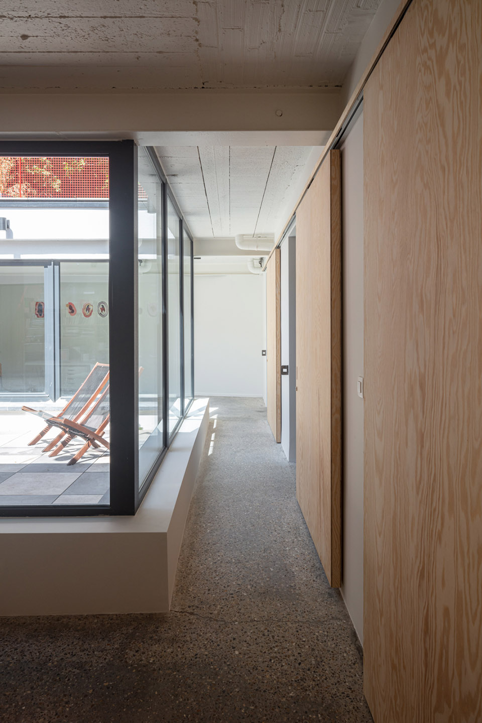 Grid House by l atelier Nomadic Architecture Studio