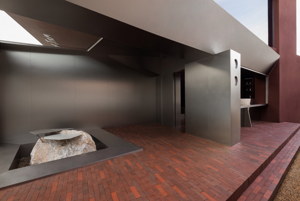 Shantou Solar Term Fusion Cuisine Restaurant China by MAS Mango Architectural Studio