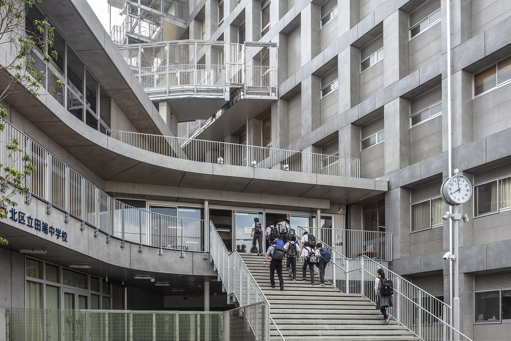 Tabata Junior High School by Coelacanth K H Architects Inc