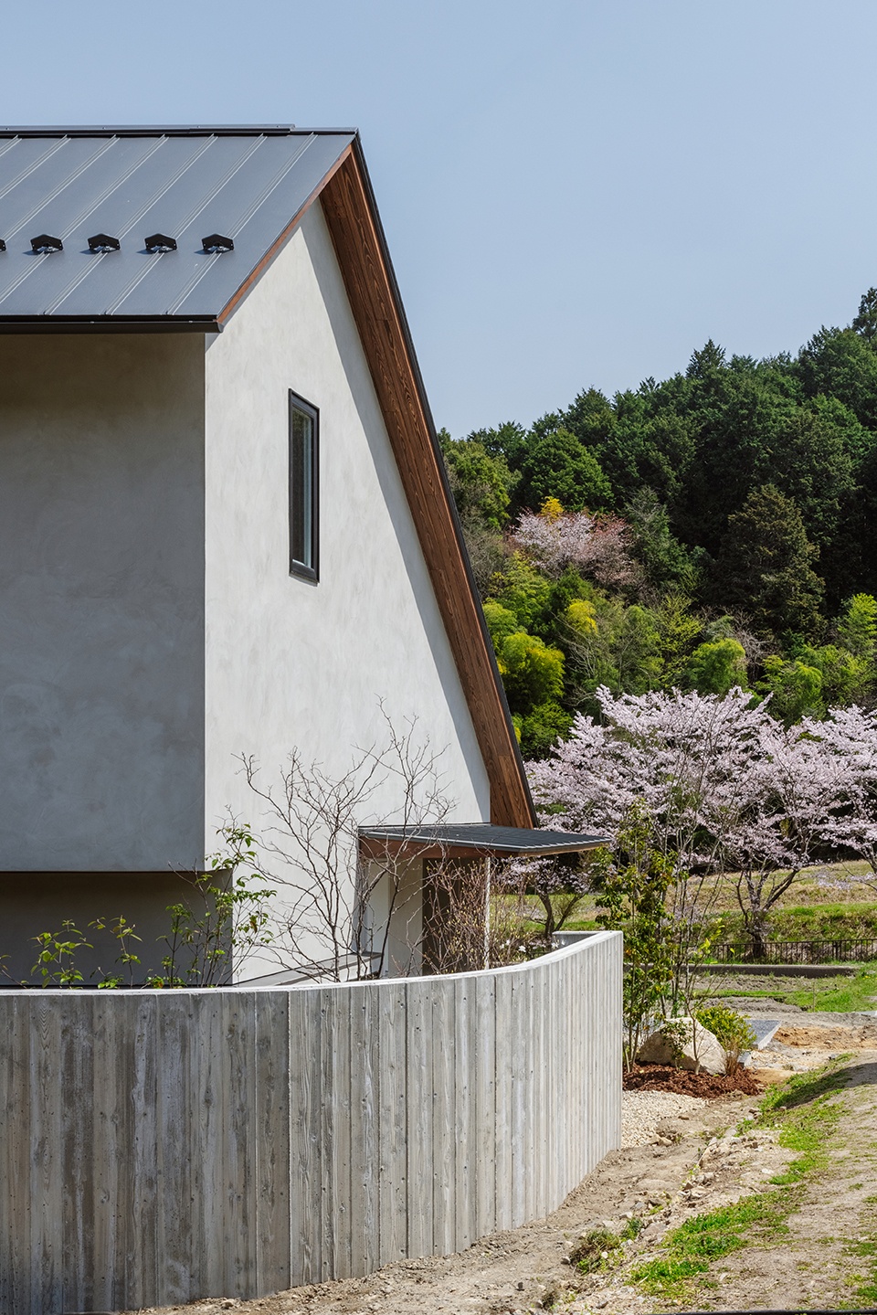 mikumo house by hearth architect
