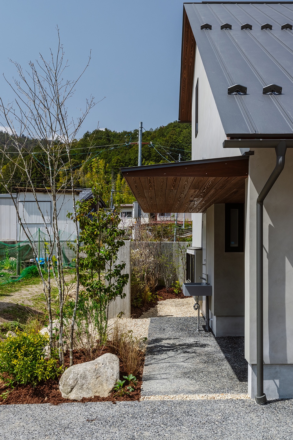 mikumo house by hearth architect