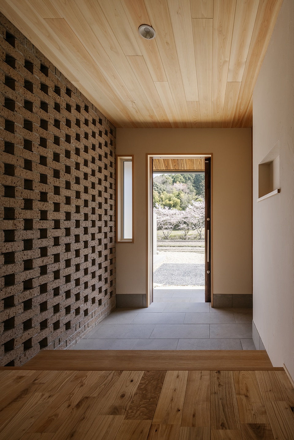 mikumo house by hearth architect
