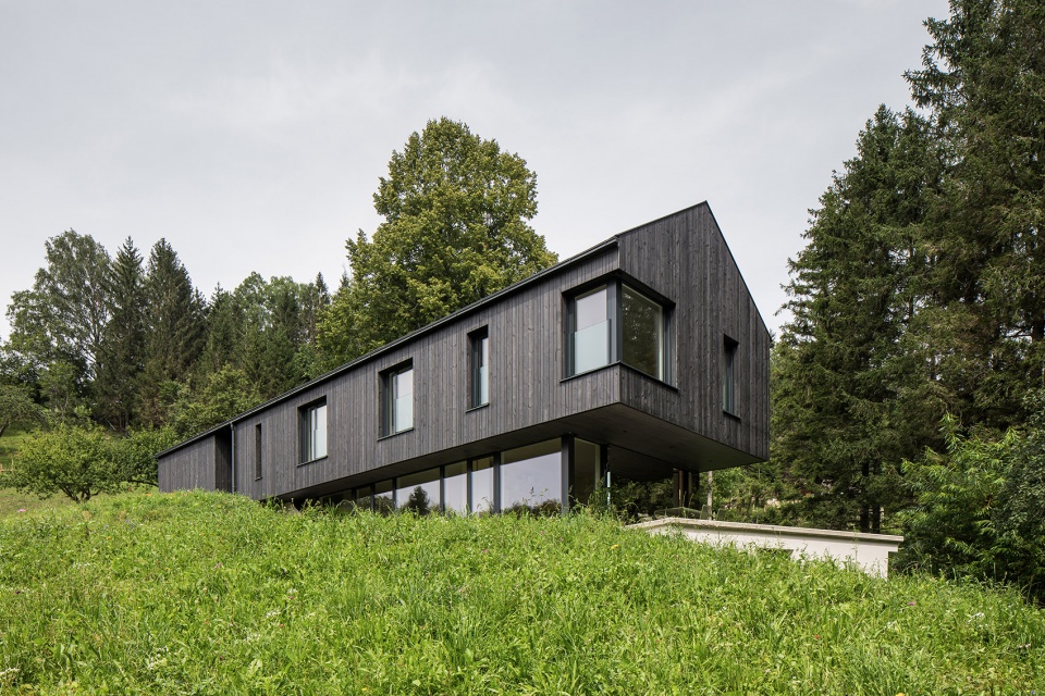 THE MOUNTAIN HOUSE by Sigurd Larsen Design Architecture
