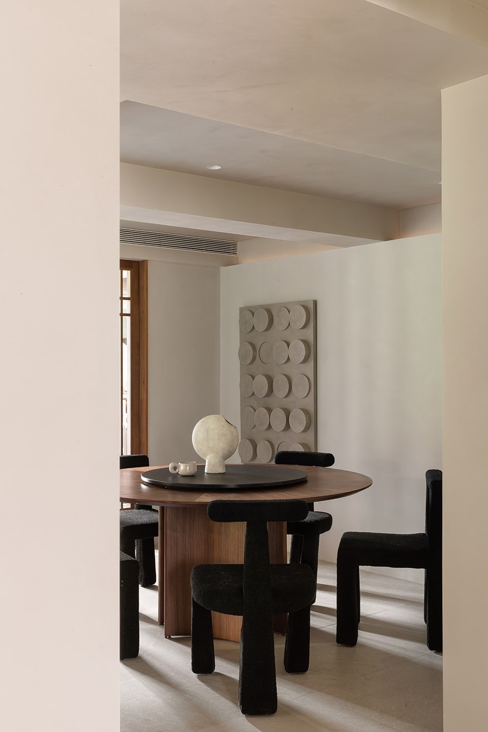 Interior design of a villa in Zhejiang by Chen You design