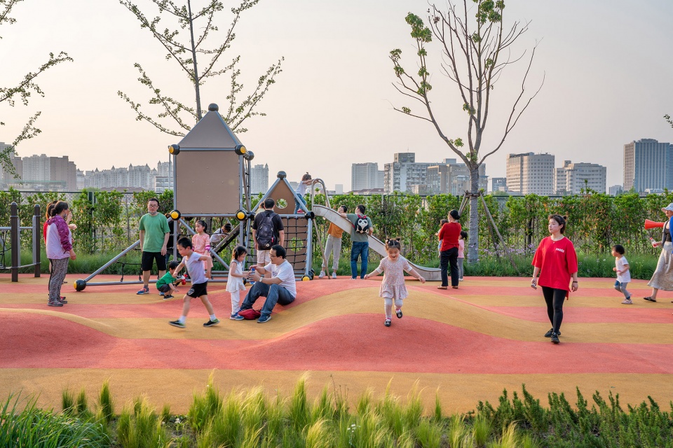yangpu riverside public space shanghai no 12 cotton mill by da landscape