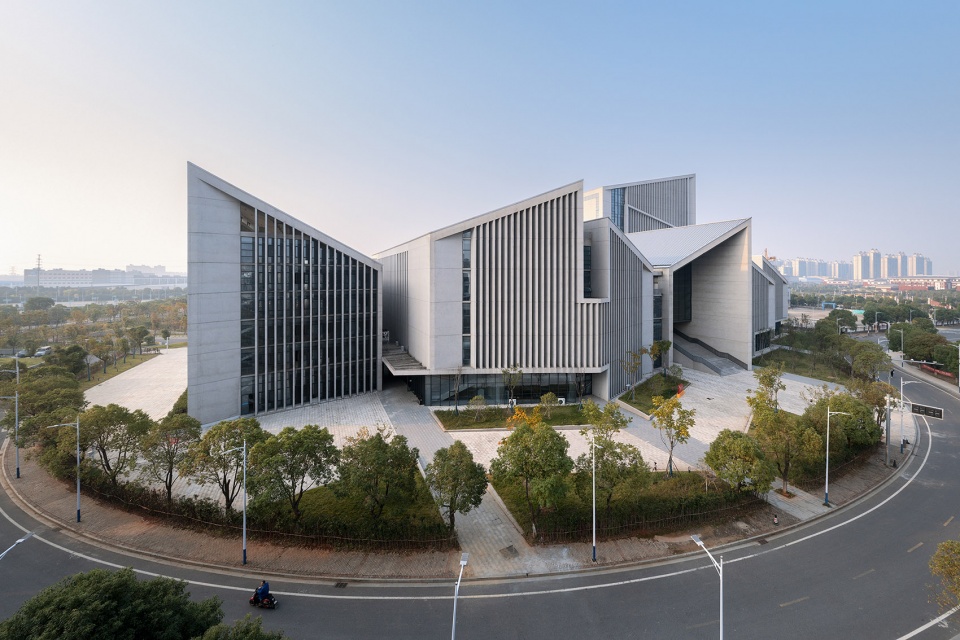 Library and Information Complex of Jiangxi Construction Vocational and Technical College SCUT