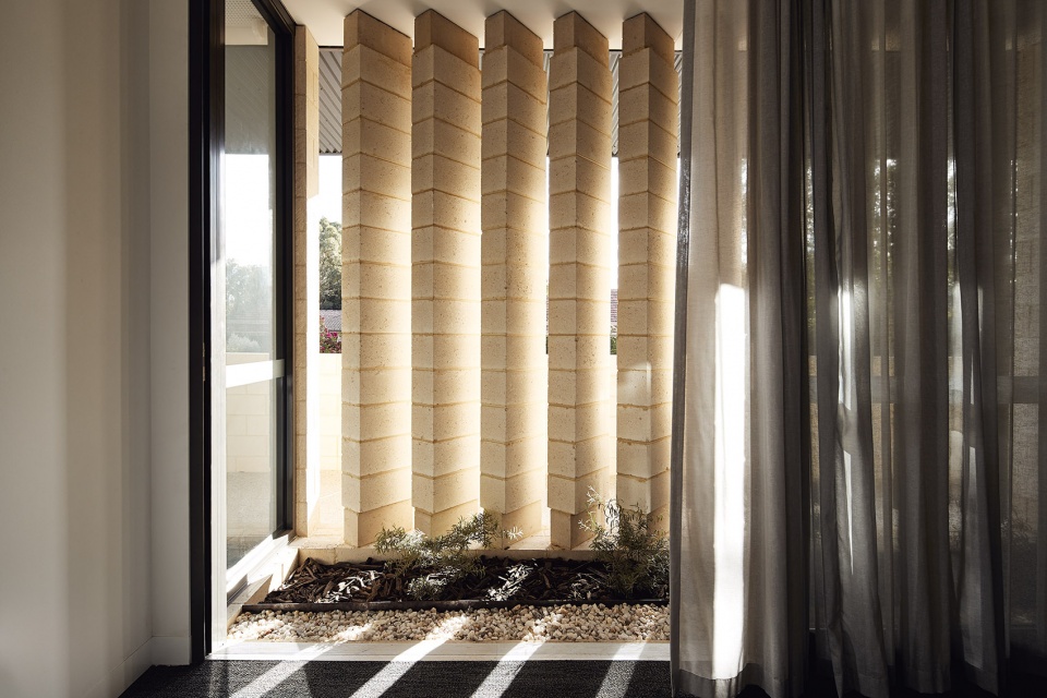 City Beach Residential College by Iredale Pedersen Hook