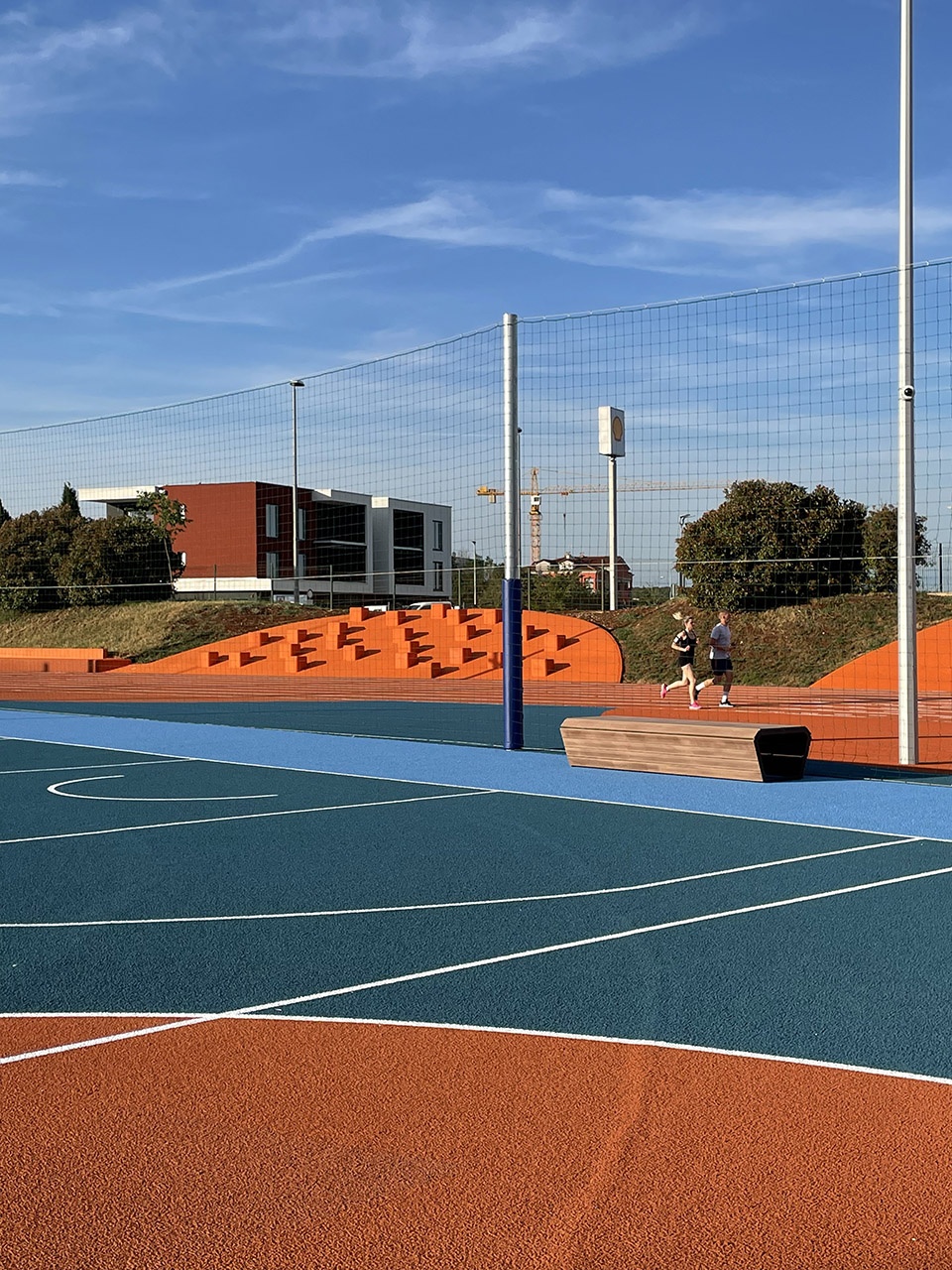 Sports field of Elementary School Marija i Lina by Studio MAU d o o