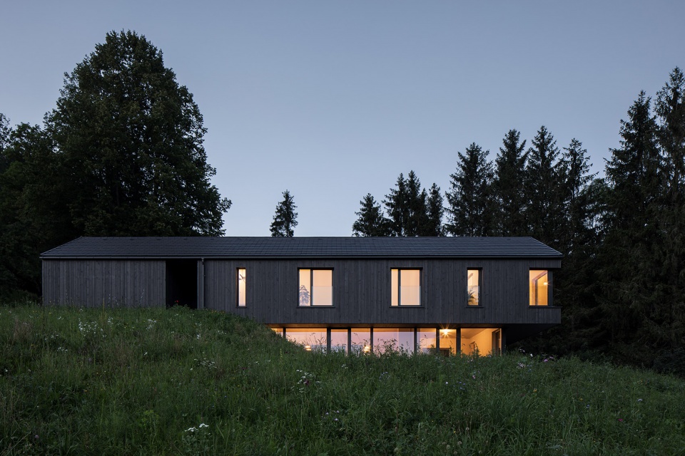 THE MOUNTAIN HOUSE by Sigurd Larsen Design Architecture
