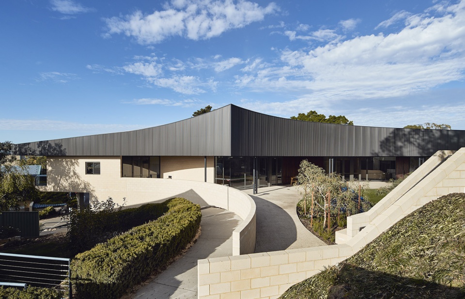 City Beach Residential College by Iredale Pedersen Hook