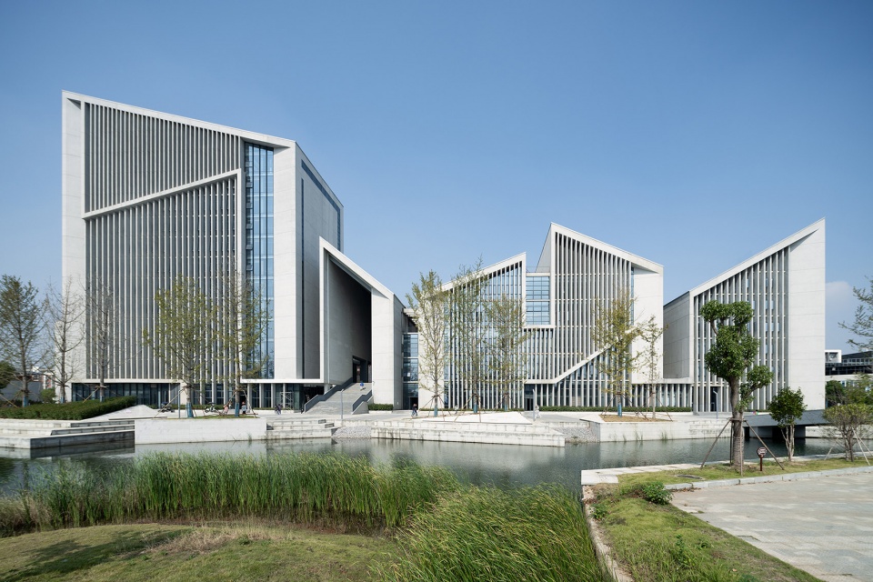 Library and Information Complex of Jiangxi Construction Vocational and Technical College SCUT