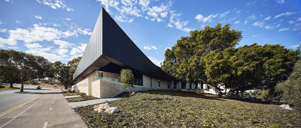 City Beach Residential College by Iredale Pedersen Hook