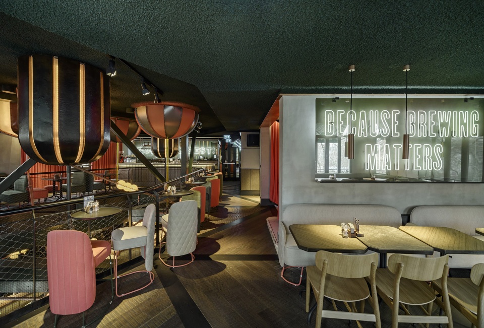 The Populist Lagranja Design